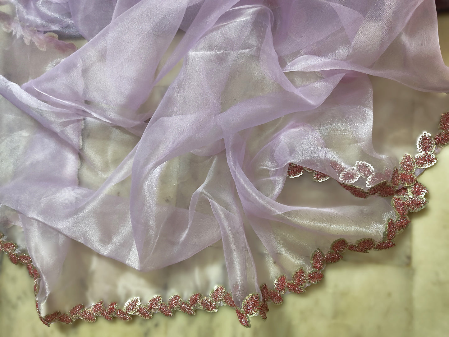Beautiful and Stylish organza saree(Lavender)