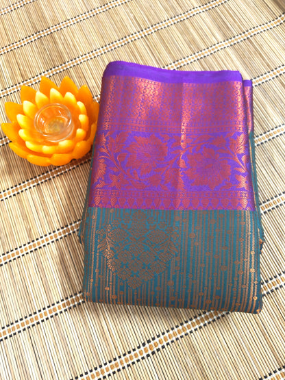 Beautiful and Elegant Banarasi Jacquard Weaving Silk Saree-Dark Green