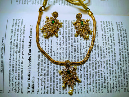 Beautiful and Classic Jewellery set