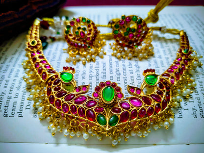 Beautiful and Classic Jewellery set