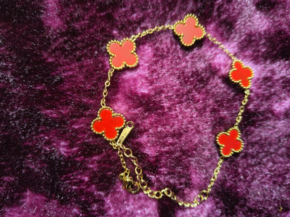 Beautiful and Classic Antitarnish stainless steel charms bracelet -Clover series