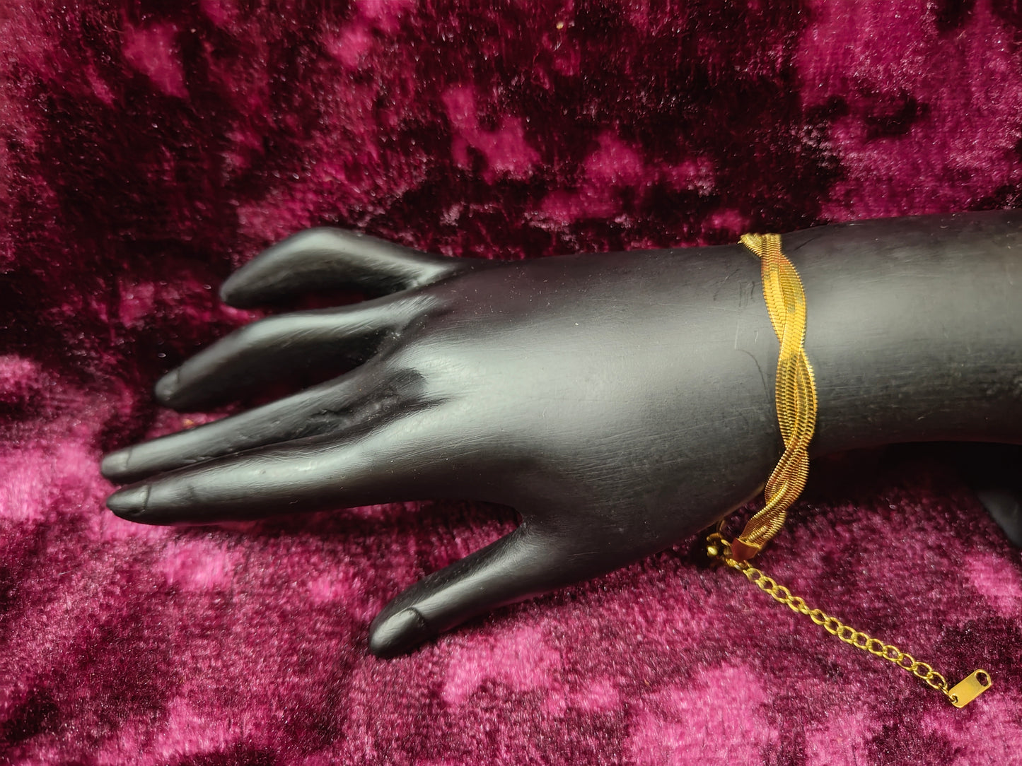 Beautiful and Classic Antitarnish stainless steel charms bracelet -Gold series