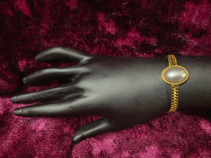 Beautiful and Classic Antitarnish stainless steel charms bracelet -Gold series